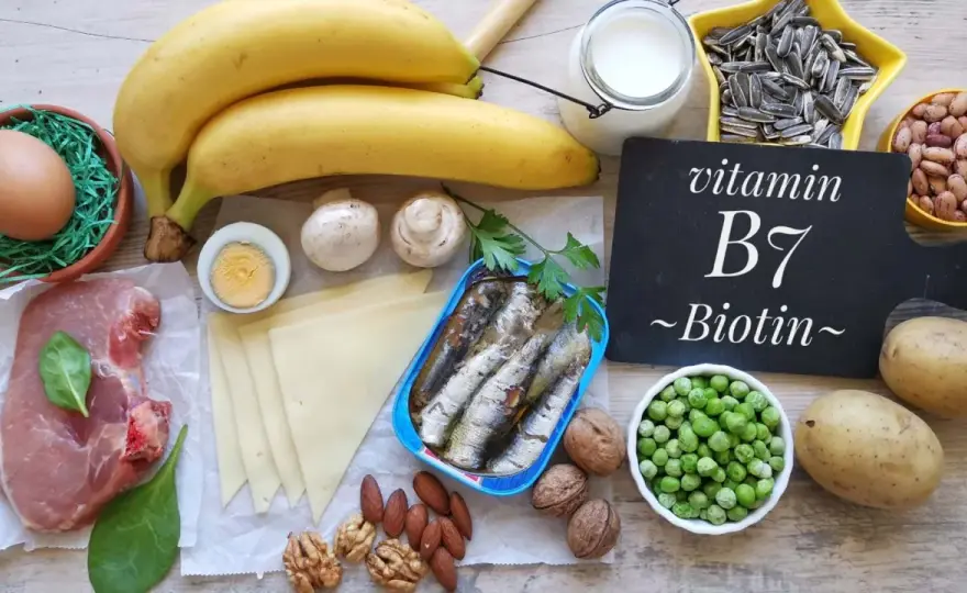 Biotinreiche Lebensmittel - Was wirklich hilft & wann Supplements?